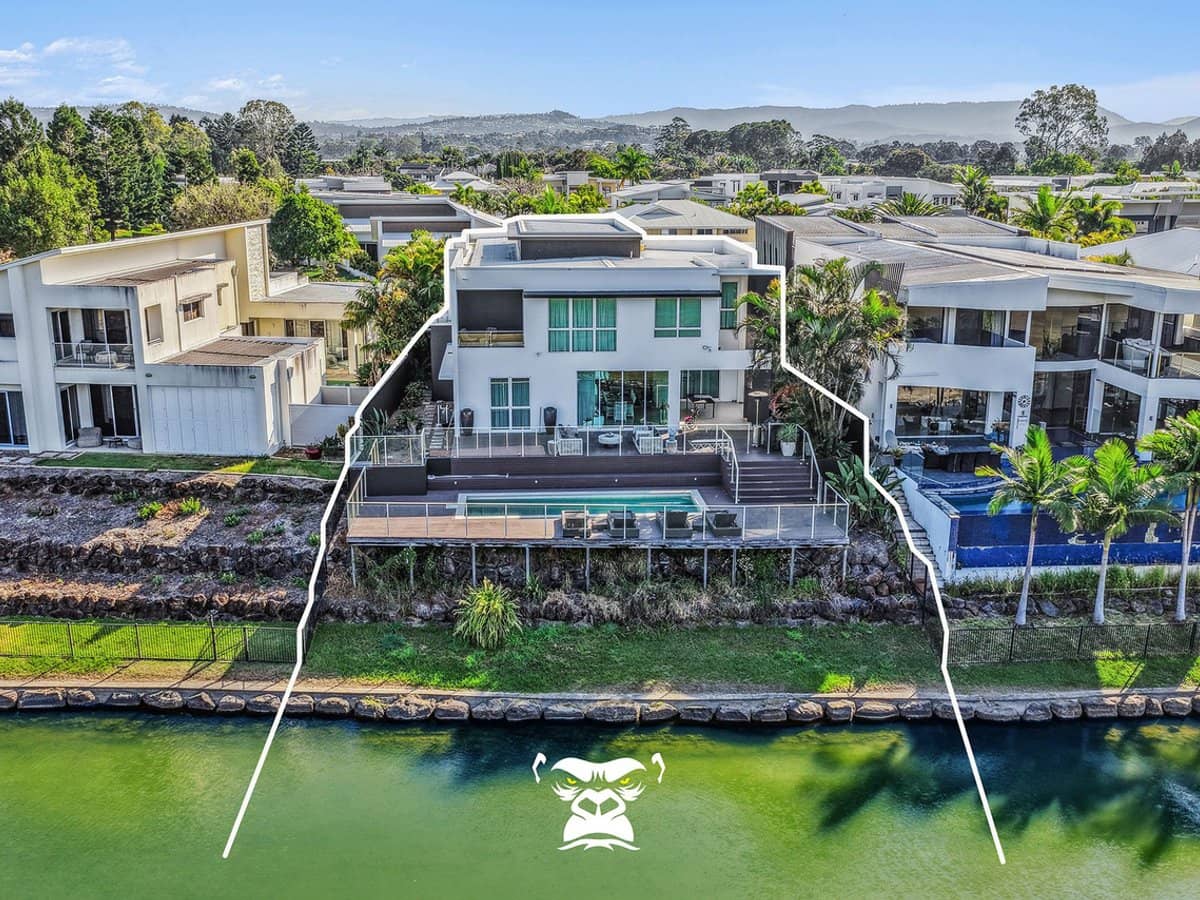 3012 Northview Parade, Benowa - Thumbnail 1