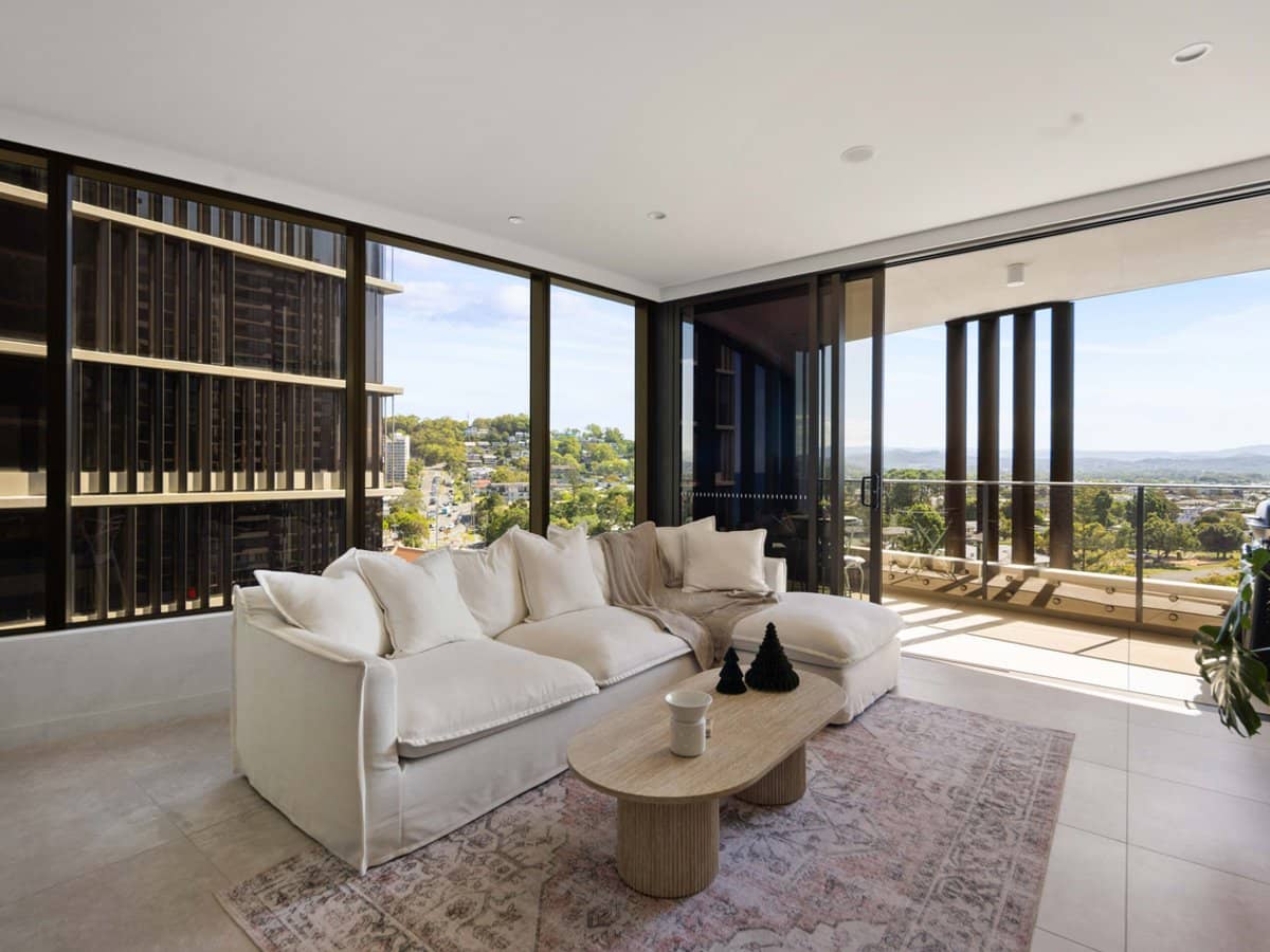 58 The Esplanade, Burleigh Heads - Thumbnail 10