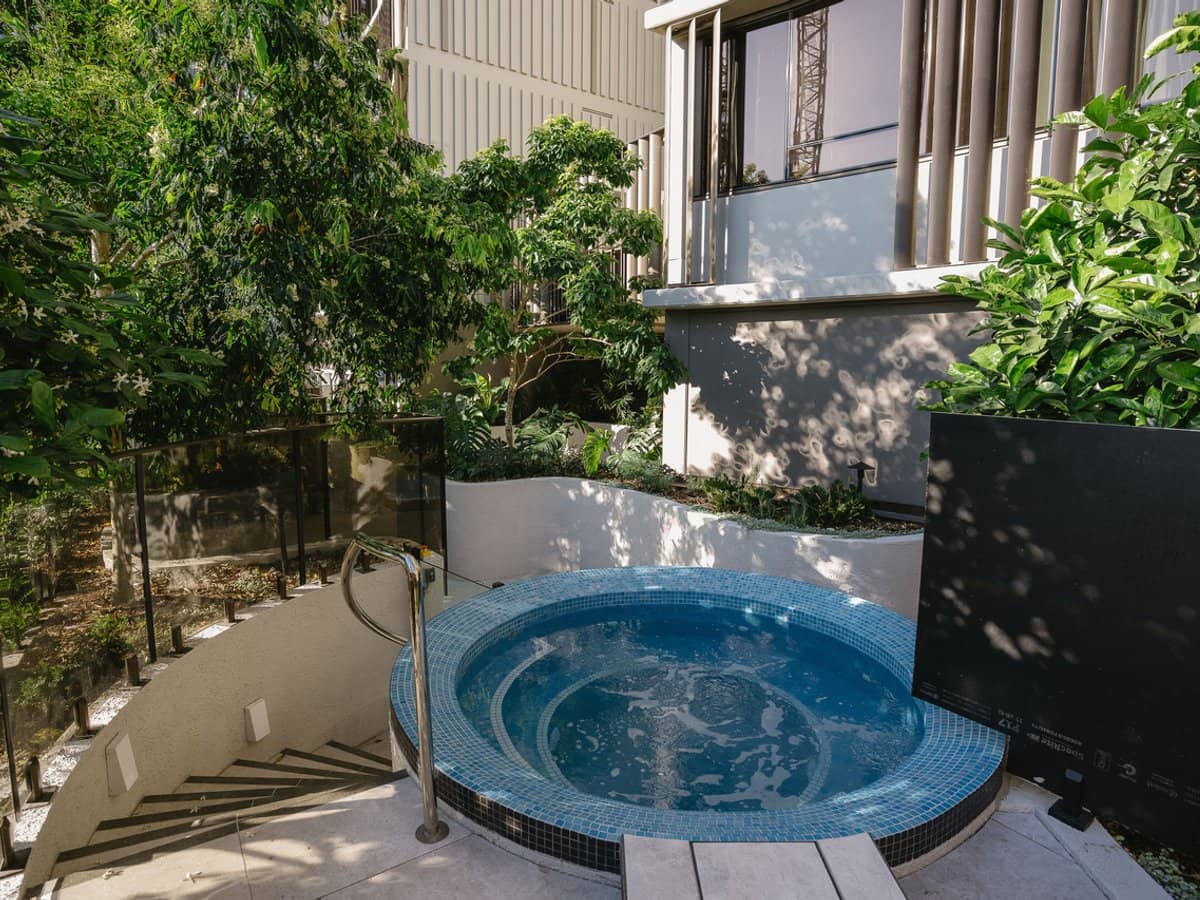 58 The Esplanade, Burleigh Heads - Thumbnail 23