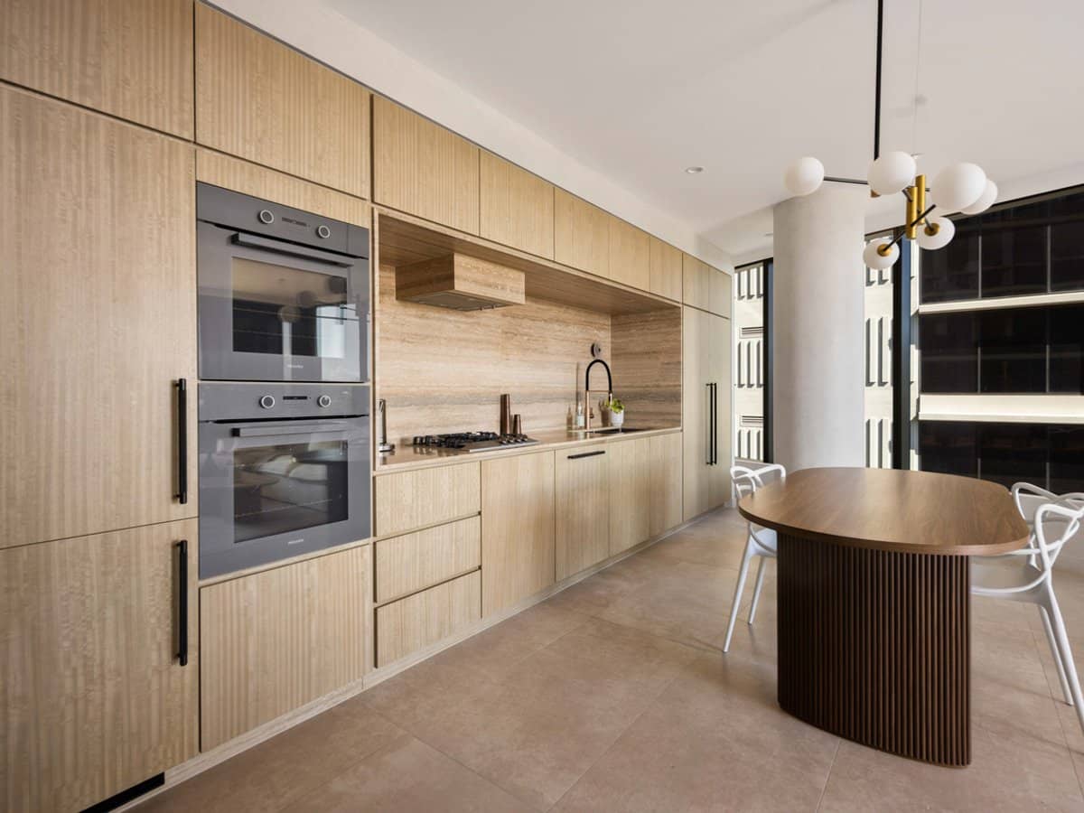 58 The Esplanade, Burleigh Heads - Thumbnail 5