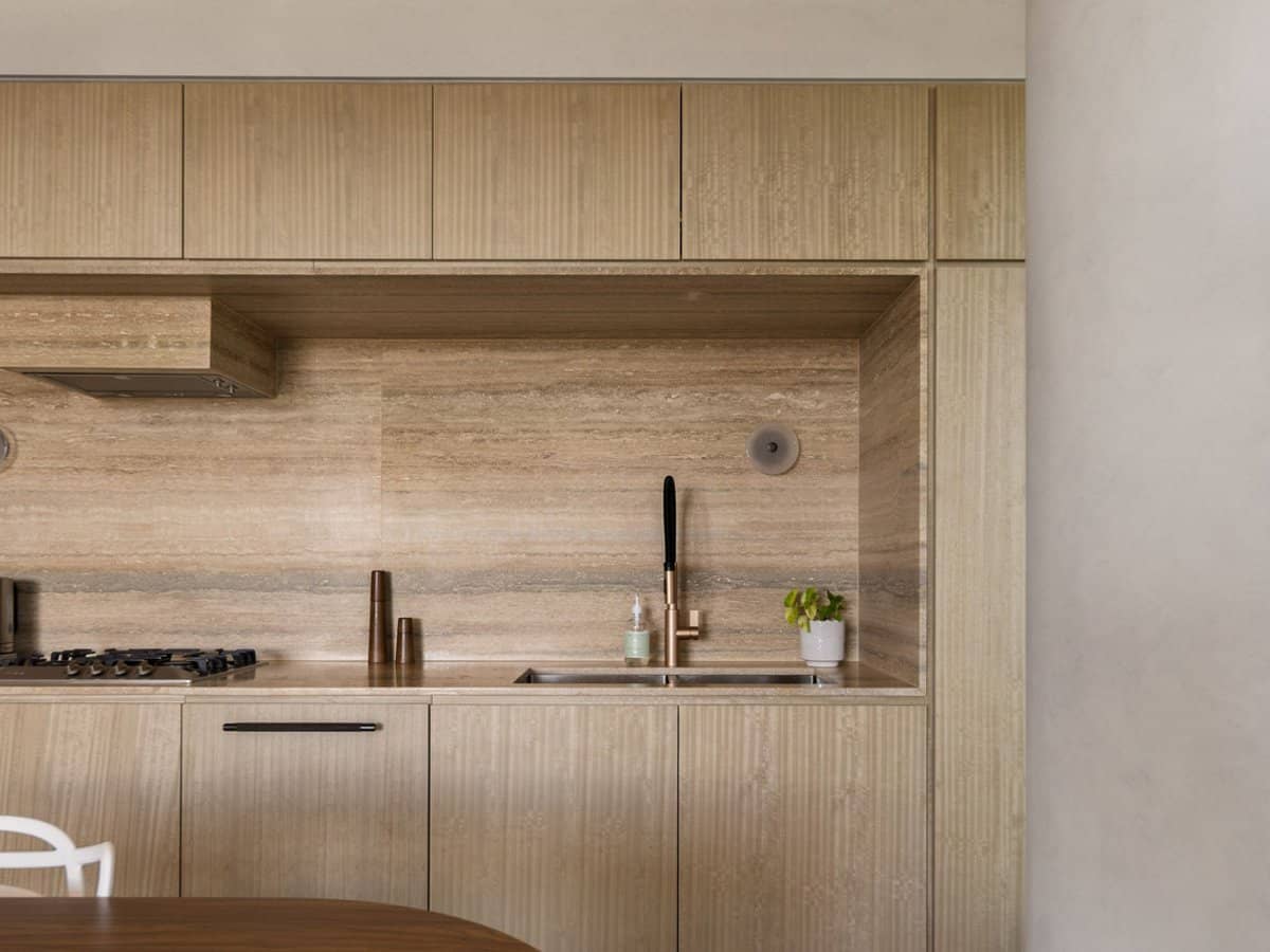 58 The Esplanade, Burleigh Heads - Thumbnail 7