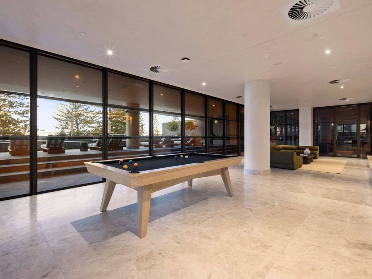 58 The Esplanade, Burleigh Heads - Thumbnail 21