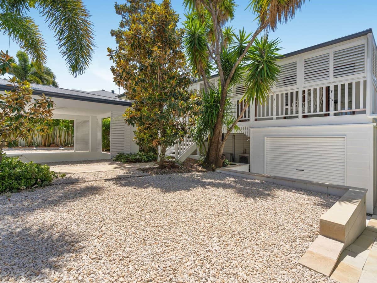 5 Third Avenue, Labrador - Thumbnail 34