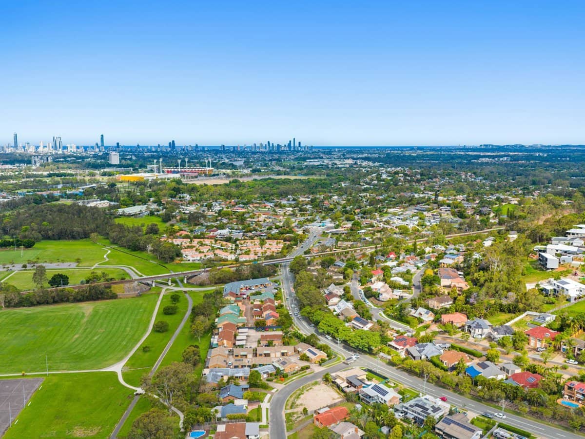 4 Paul Court, Carrara - Thumbnail 8