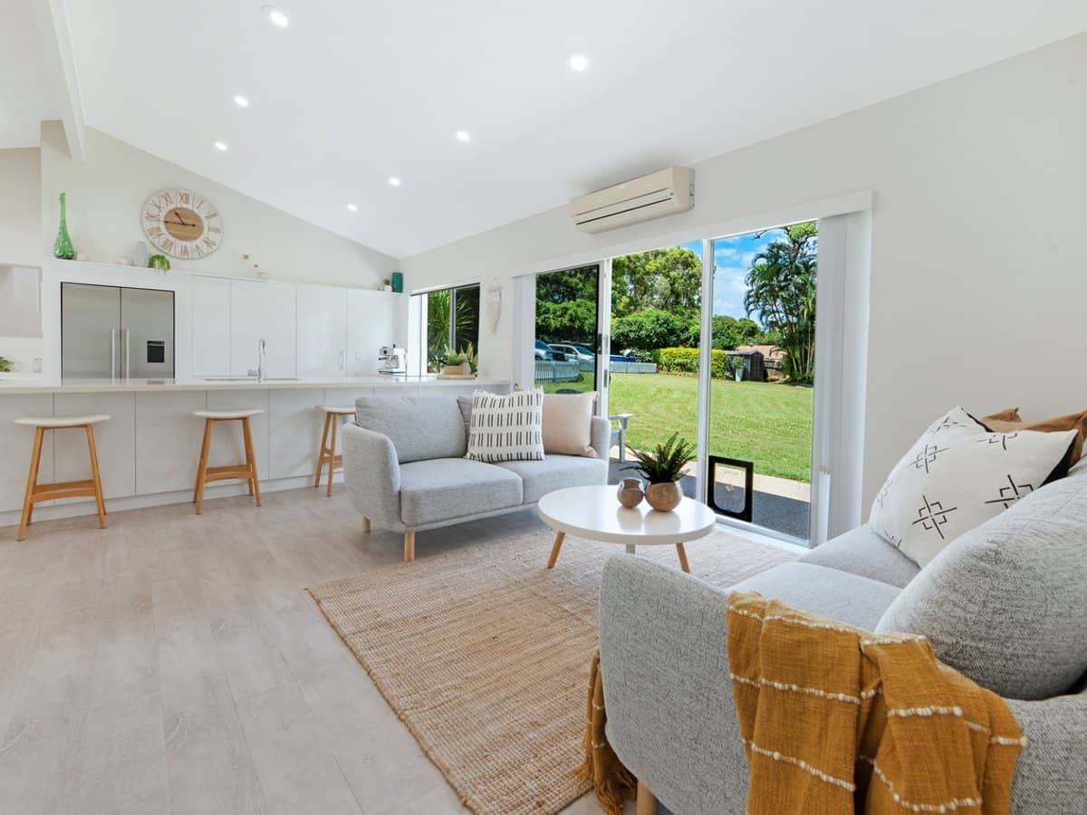 12 Jacana Street, ASHMORE - Thumbnail 5