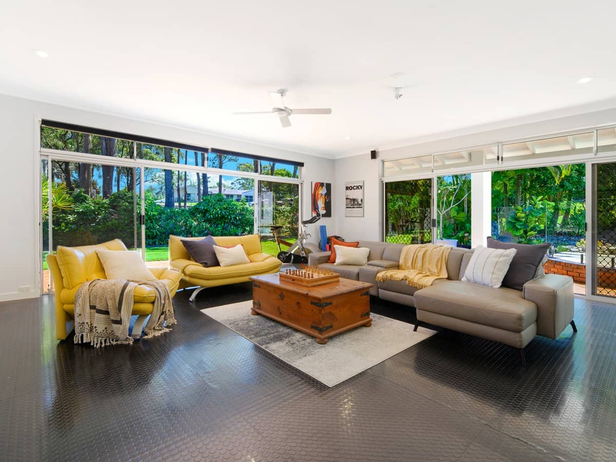 12 Jacana Street, ASHMORE - Thumbnail 17