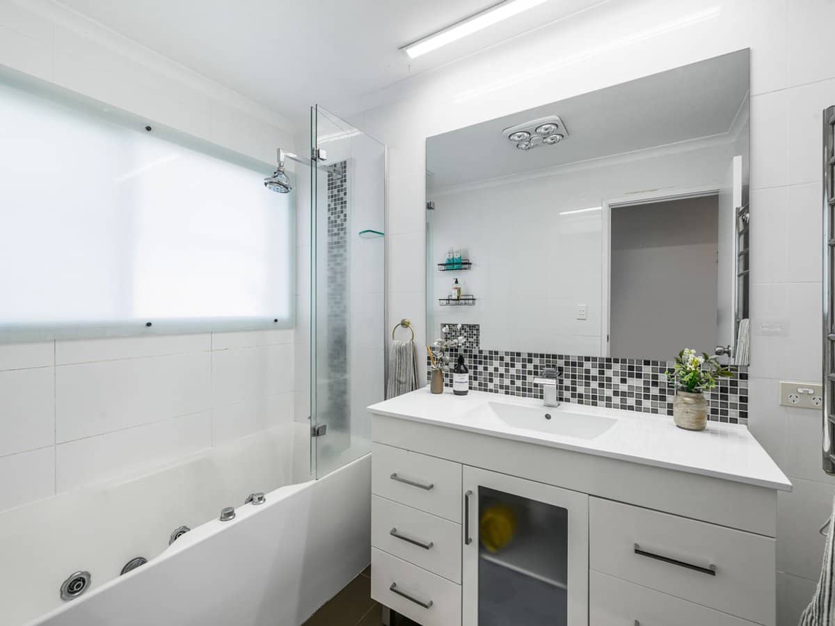 32 Summit Drive, Banora Point - Thumbnail 10