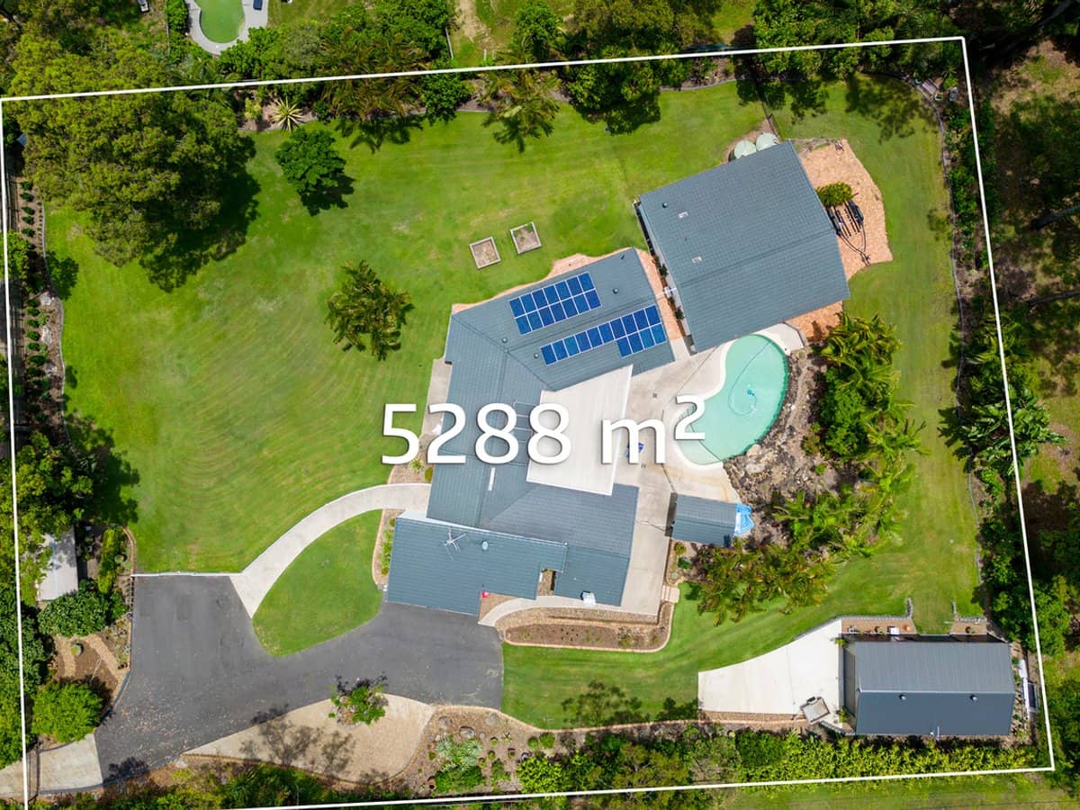 10 Jacana Street, ASHMORE - Thumbnail 1