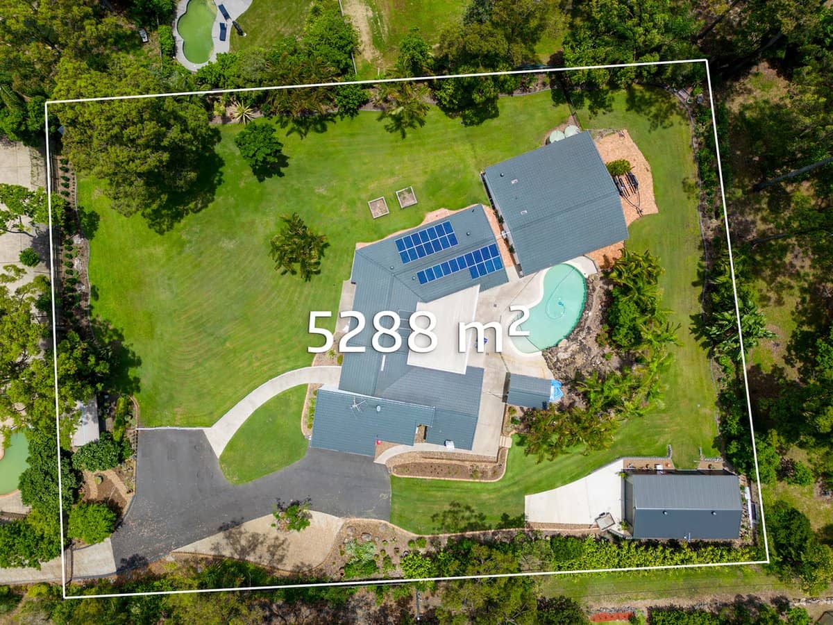 10 Jacana Street, ASHMORE - Thumbnail 1