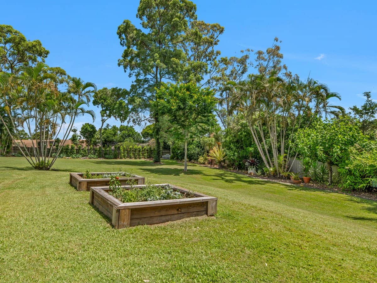 10 Jacana Street, ASHMORE - Thumbnail 30