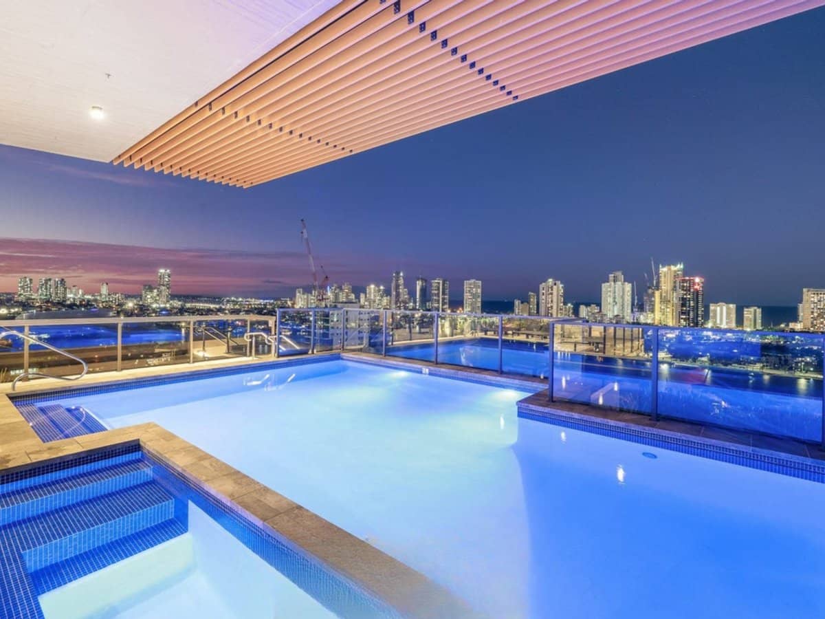 28 Dalpura Street, SURFERS PARADISE - Thumbnail 2