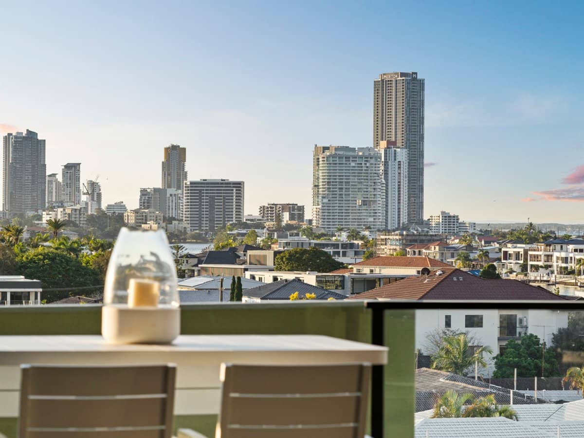 28 Dalpura Street, SURFERS PARADISE - Thumbnail 16