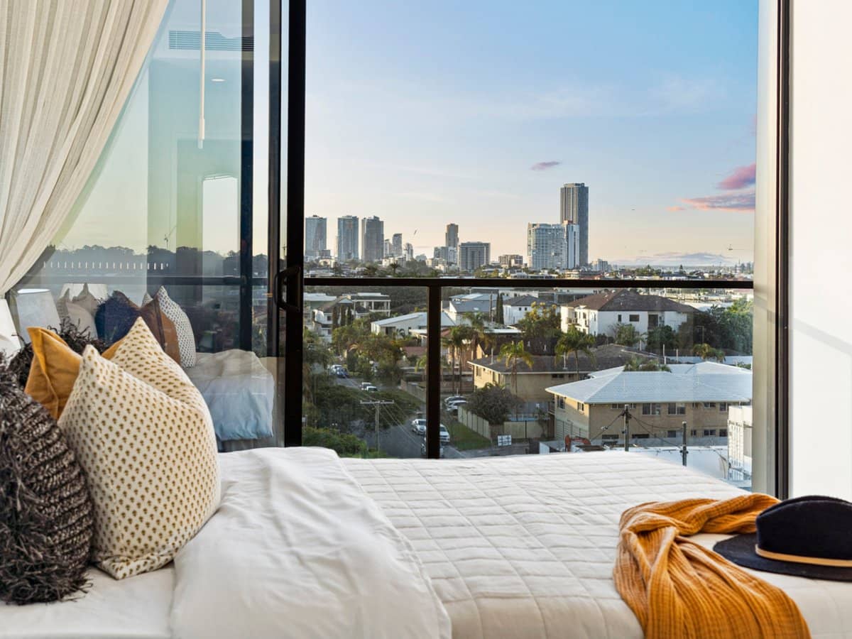 28 Dalpura Street, SURFERS PARADISE - Thumbnail 19