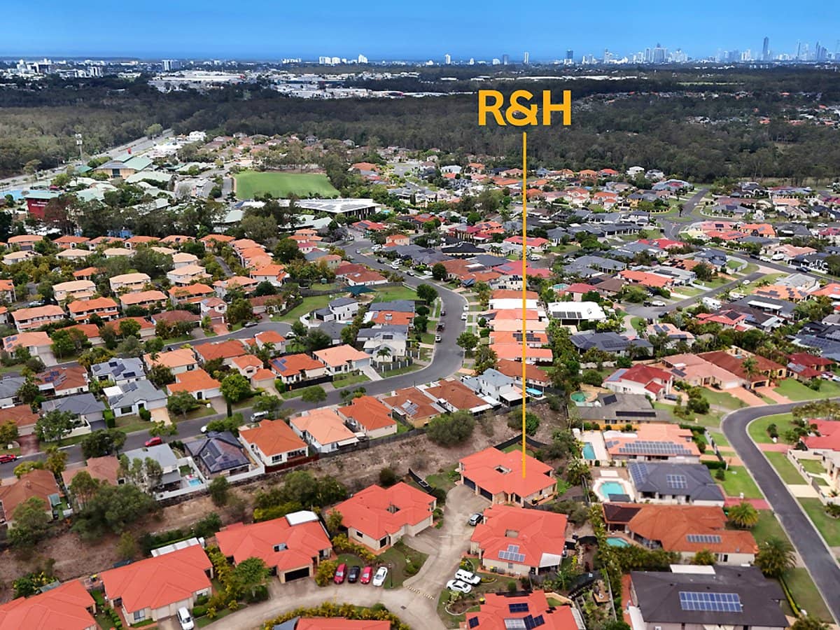 24 Amsonia Court, ARUNDEL - Thumbnail 8