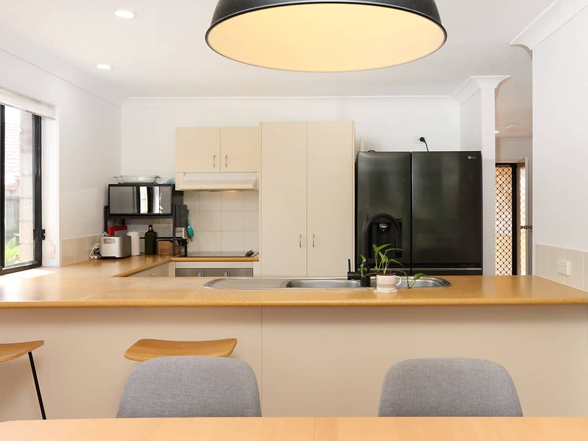 24 Amsonia Court, ARUNDEL - Thumbnail 9