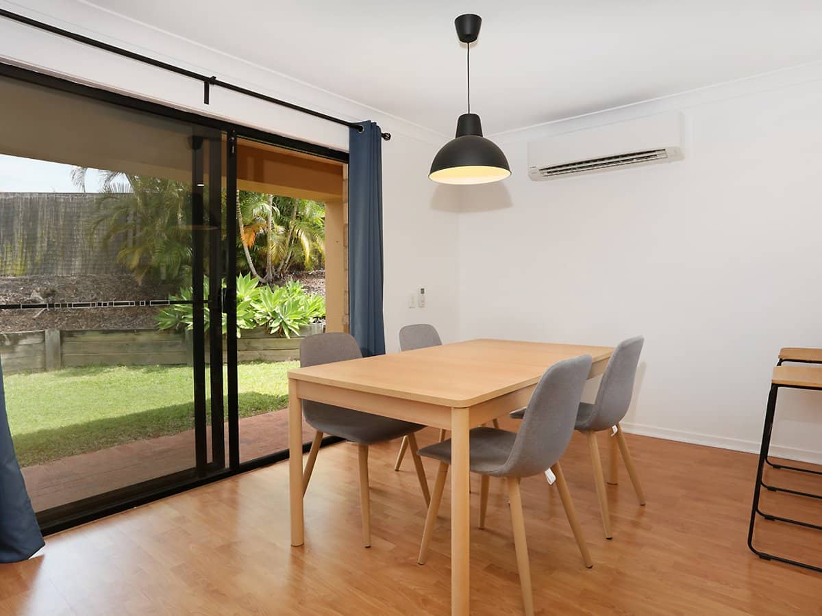 24 Amsonia Court, ARUNDEL - Thumbnail 11