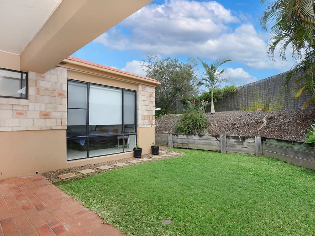 24 Amsonia Court, ARUNDEL - Thumbnail 15