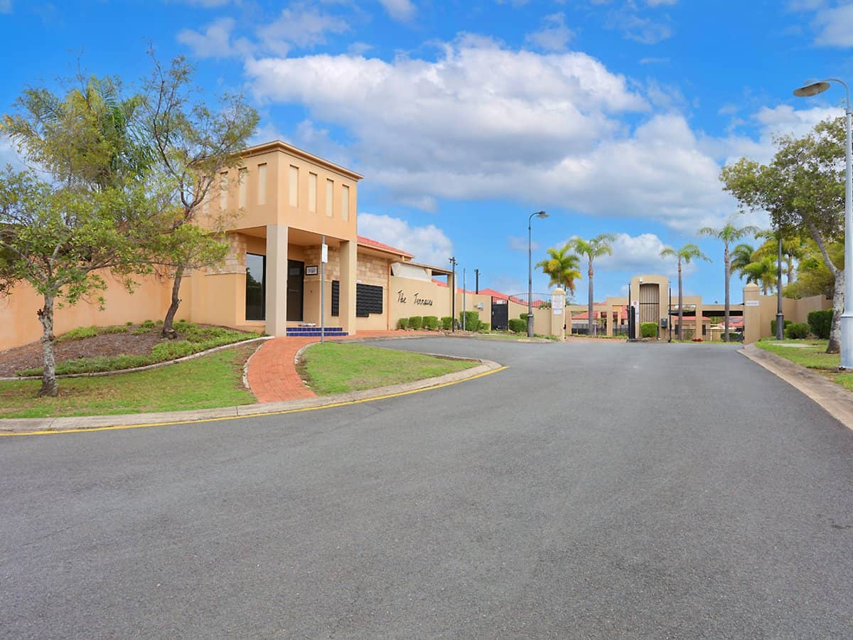 24 Amsonia Court, ARUNDEL - Thumbnail 22