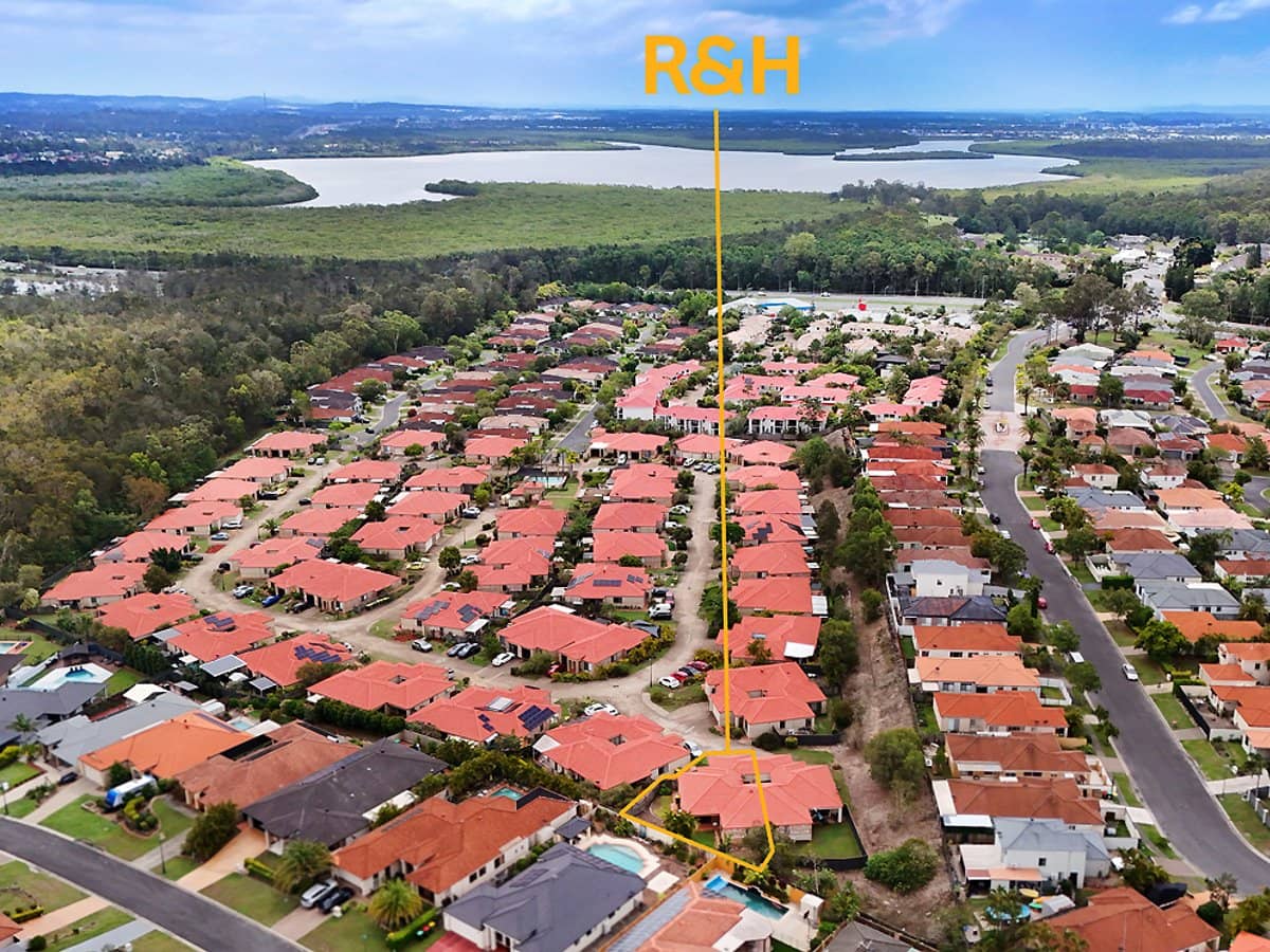 24 Amsonia Court, ARUNDEL - Thumbnail 24