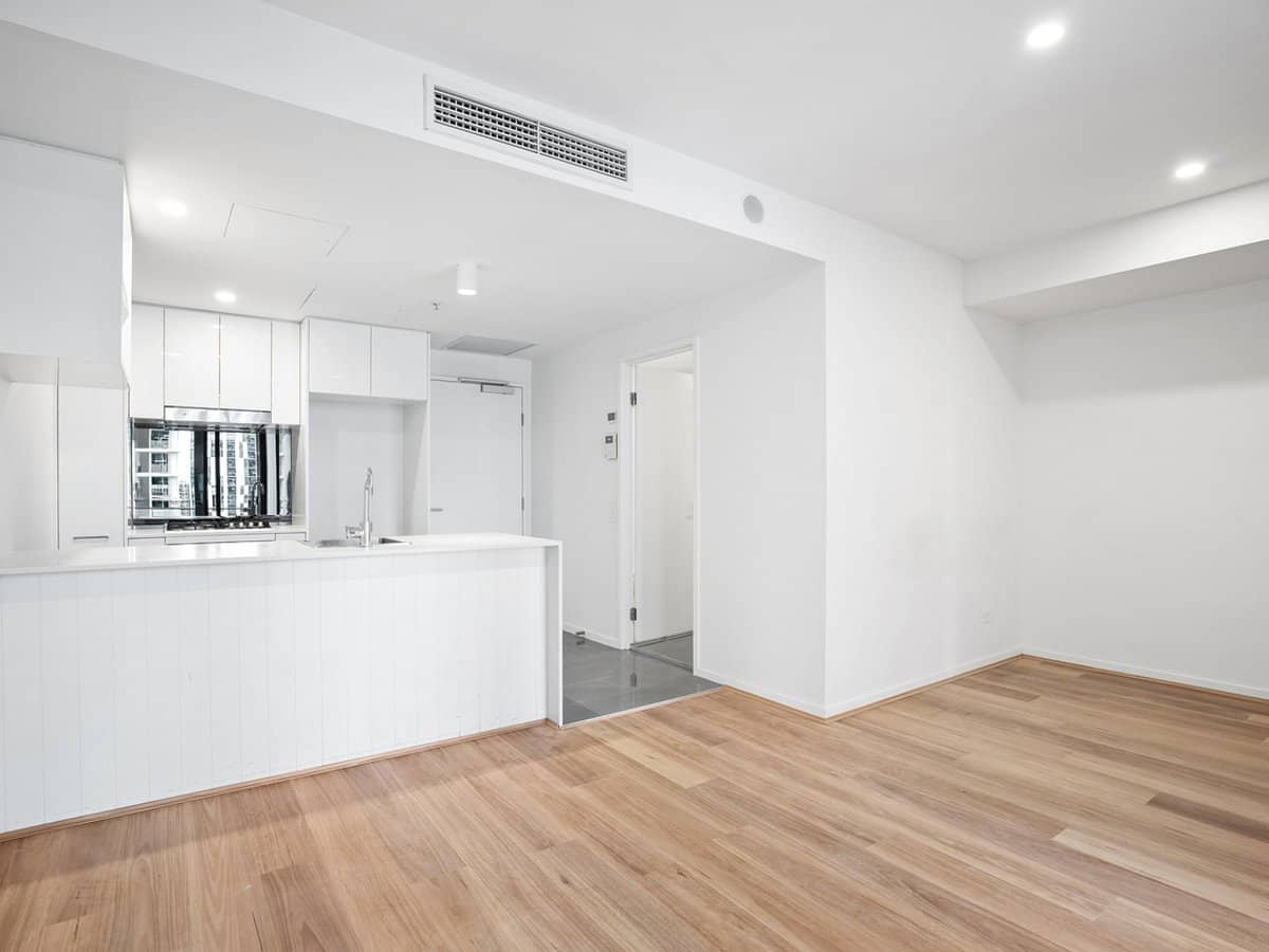 11402/22 Merivale Street, South Brisbane - Thumbnail 2