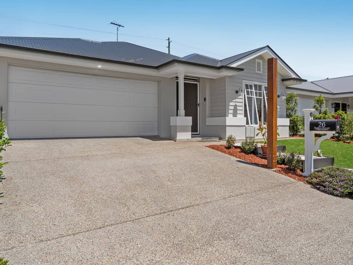 26 Amber Circuit, Greenbank - Thumbnail 20