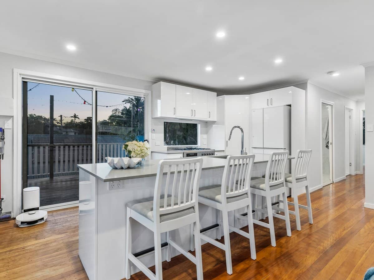 6 Marjula Street, COOMERA - Thumbnail 2