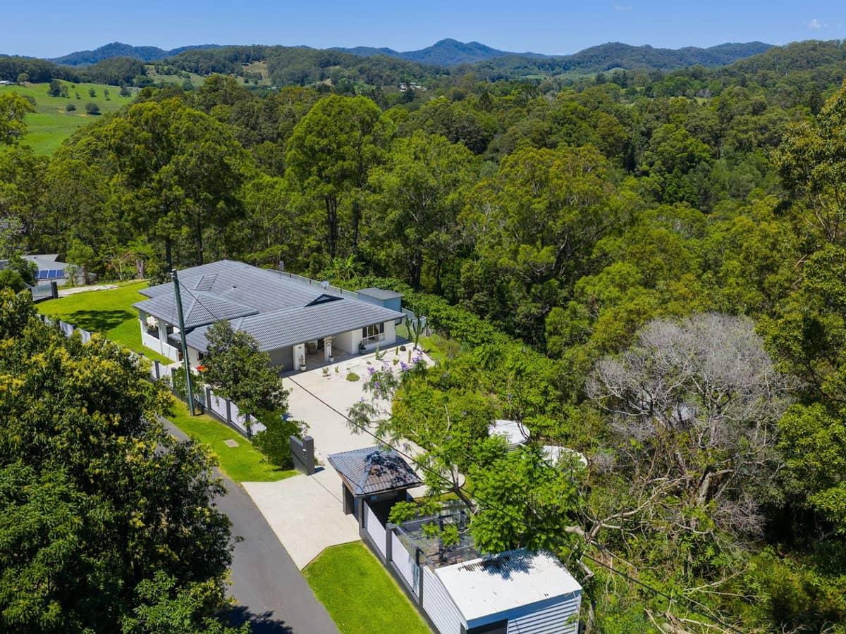 61 Wallum Court, Reserve Creek - Thumbnail 2