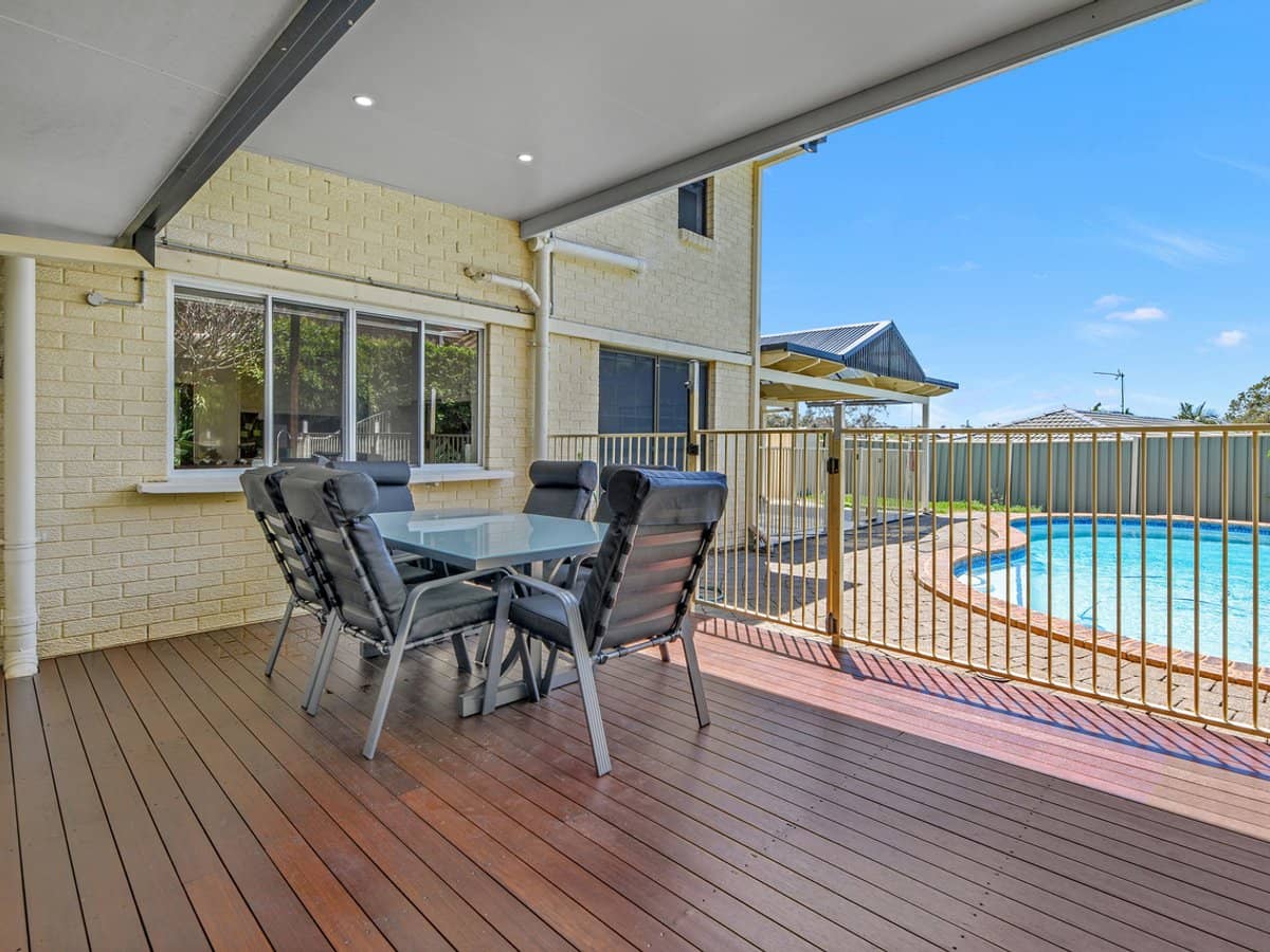 13 Kerria Crescent, ASHMORE - Thumbnail 12