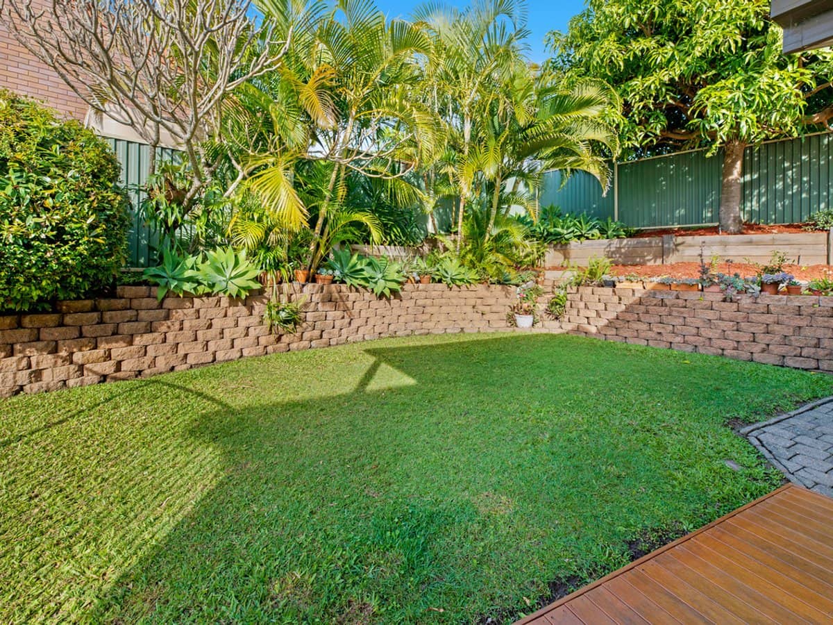 13 Kerria Crescent, ASHMORE - Thumbnail 13