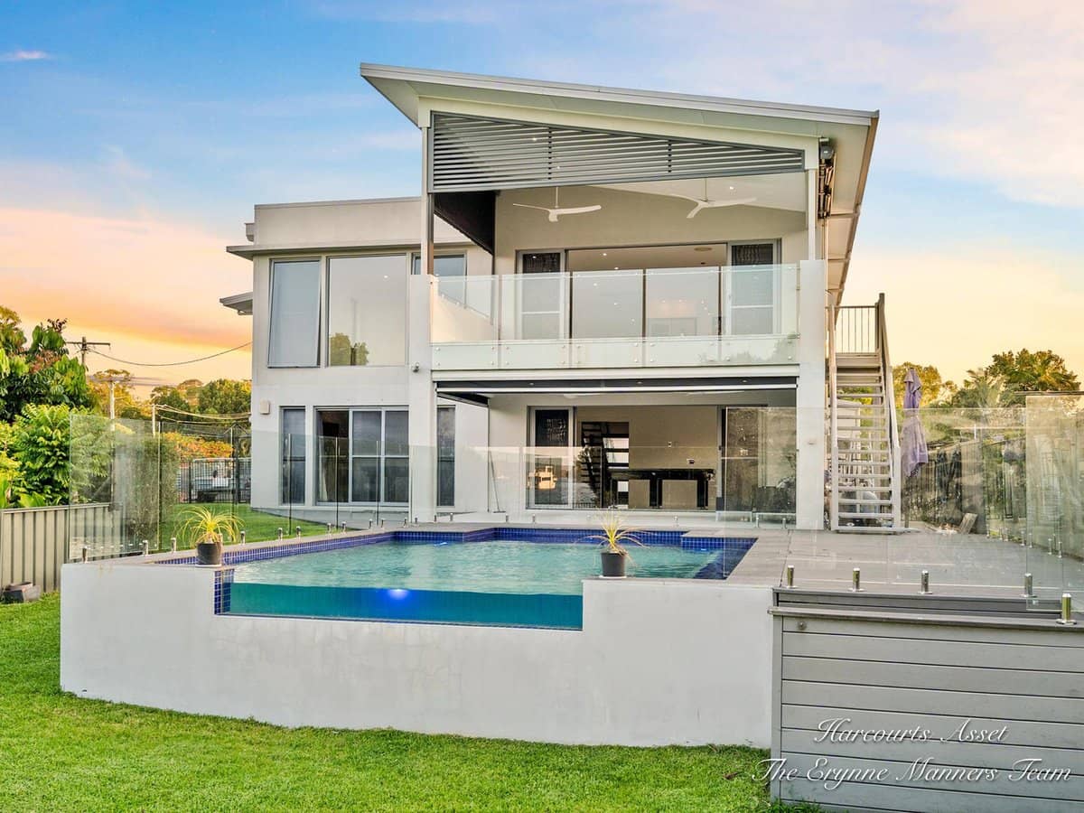 8 Adrian Court, JACOBS WELL - Thumbnail 15