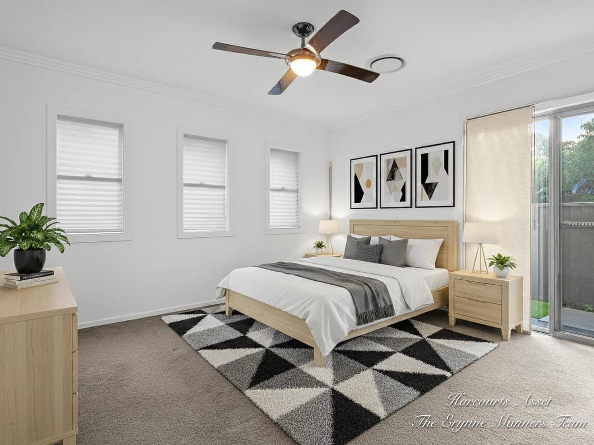 8 Adrian Court, JACOBS WELL - Thumbnail 19