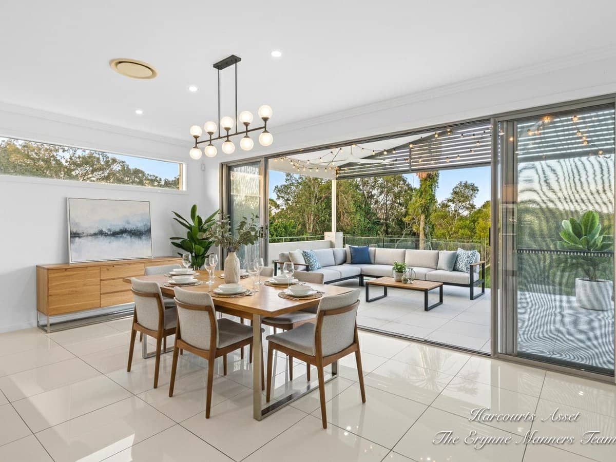 8 Adrian Court, JACOBS WELL - Thumbnail 21