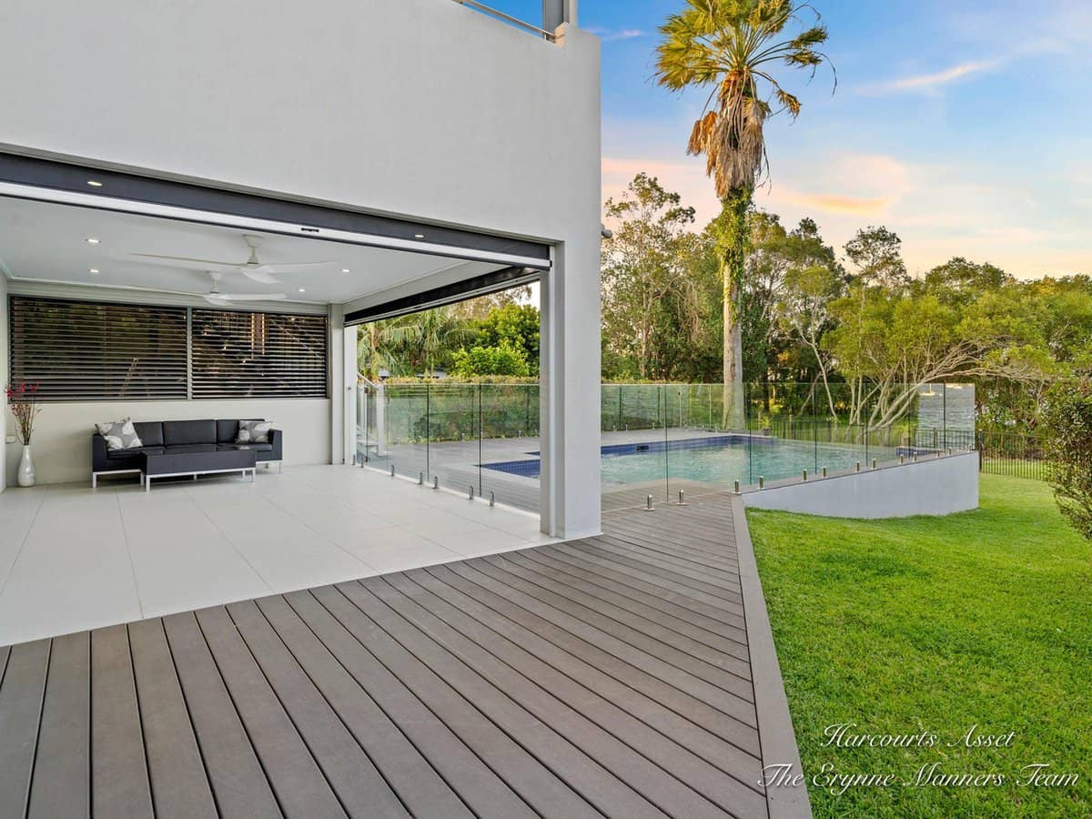 8 Adrian Court, JACOBS WELL - Thumbnail 29