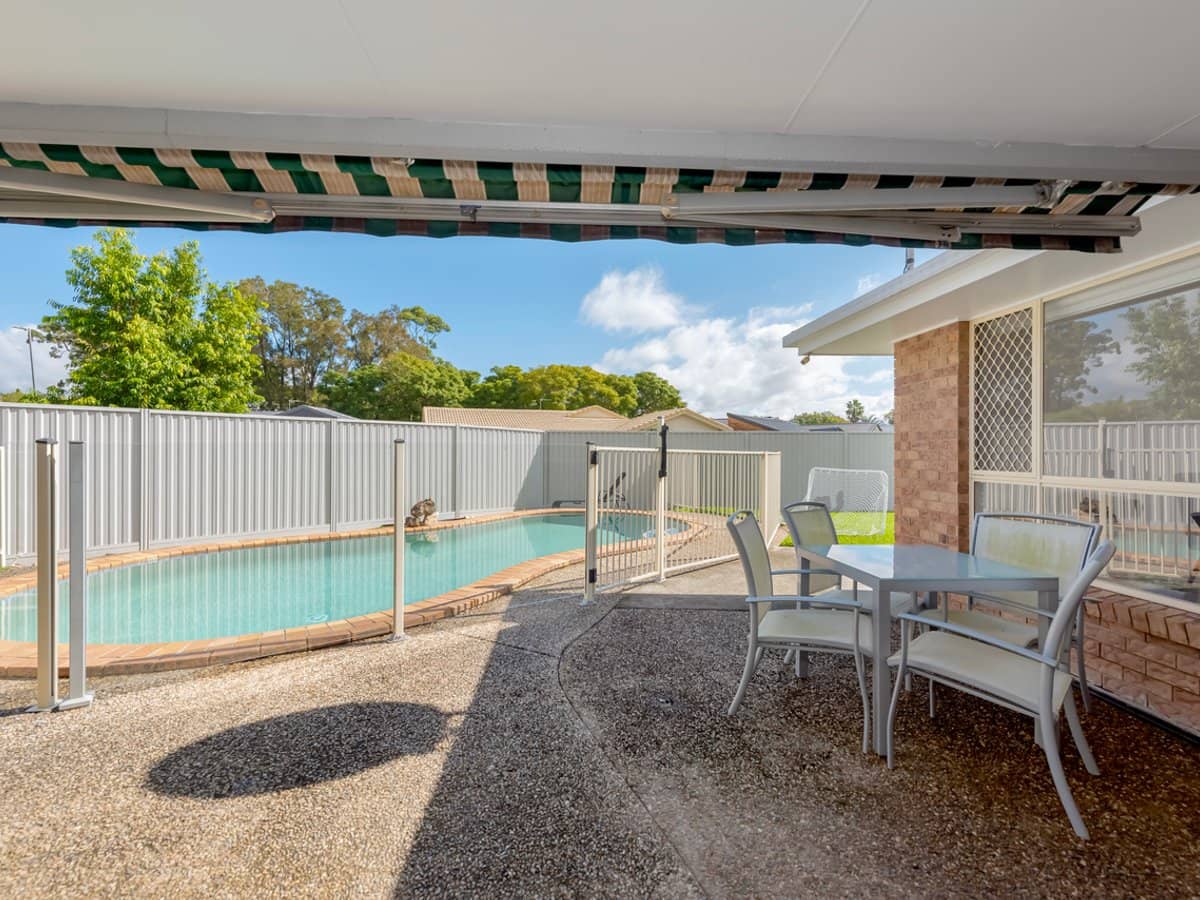 2 Chadstone Place, ROBINA - Thumbnail 4