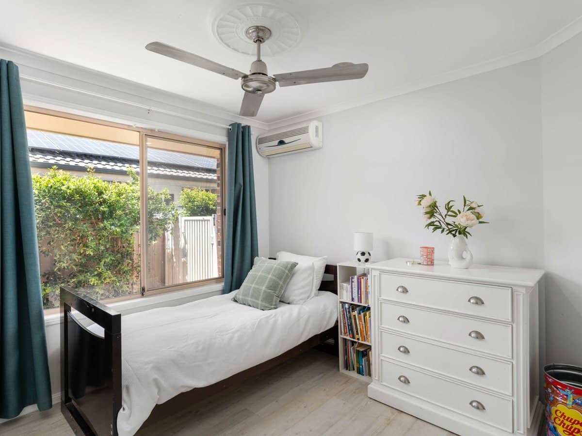 37 Beaconsfield Drive, Burleigh Waters - Thumbnail 11