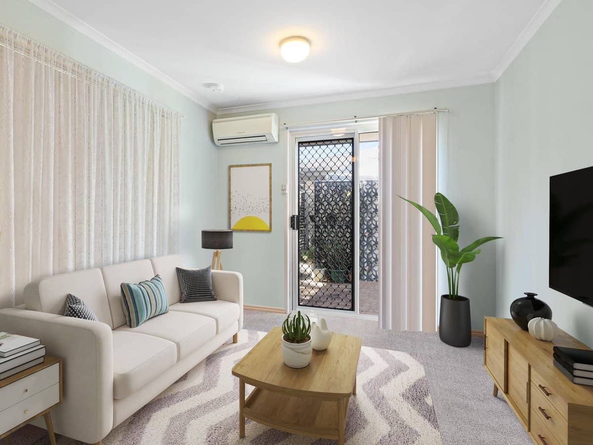 12-14 Yeates Crescent, MEADOWBROOK - Thumbnail 3