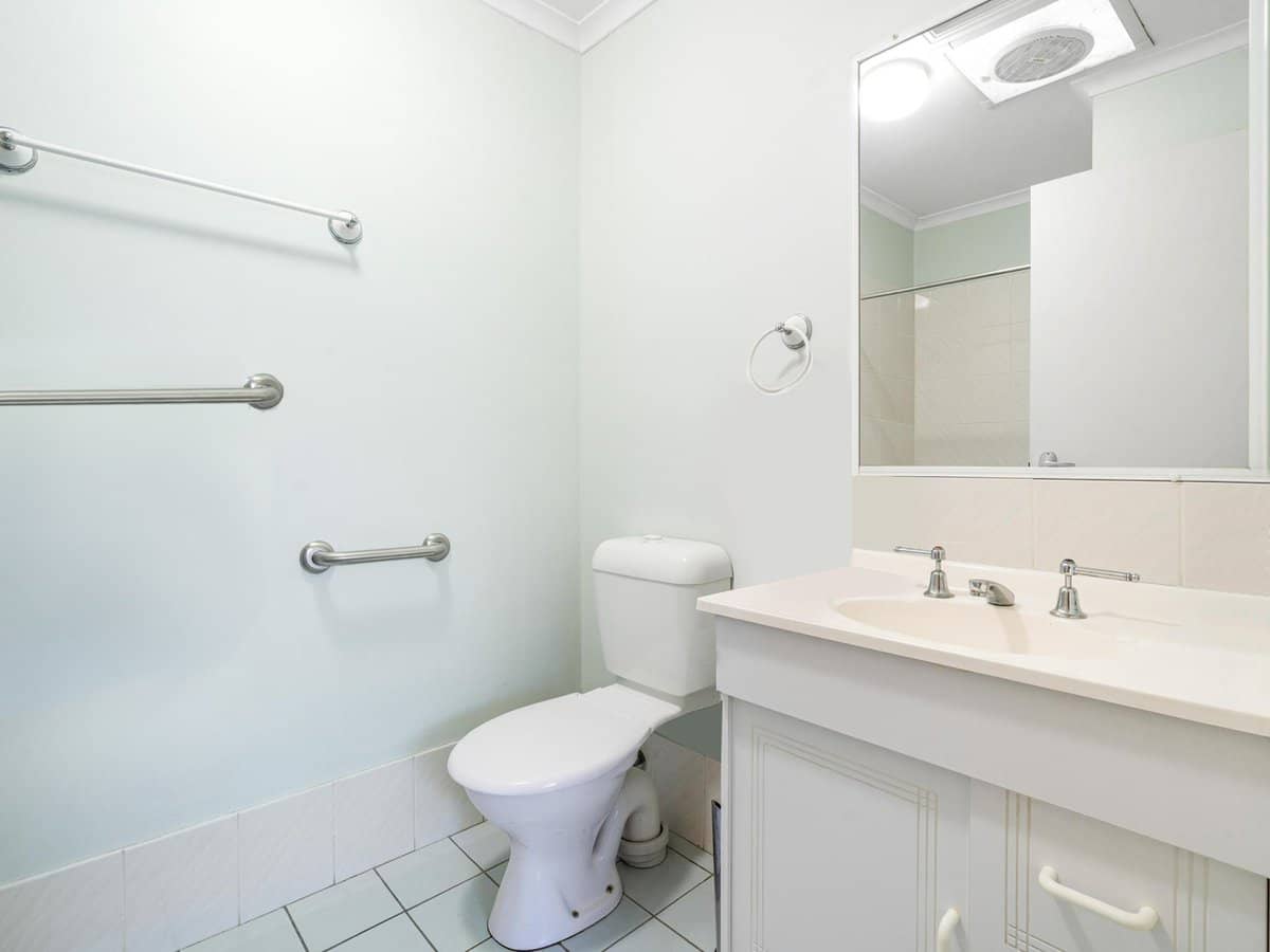 12-14 Yeates Crescent, MEADOWBROOK - Thumbnail 6