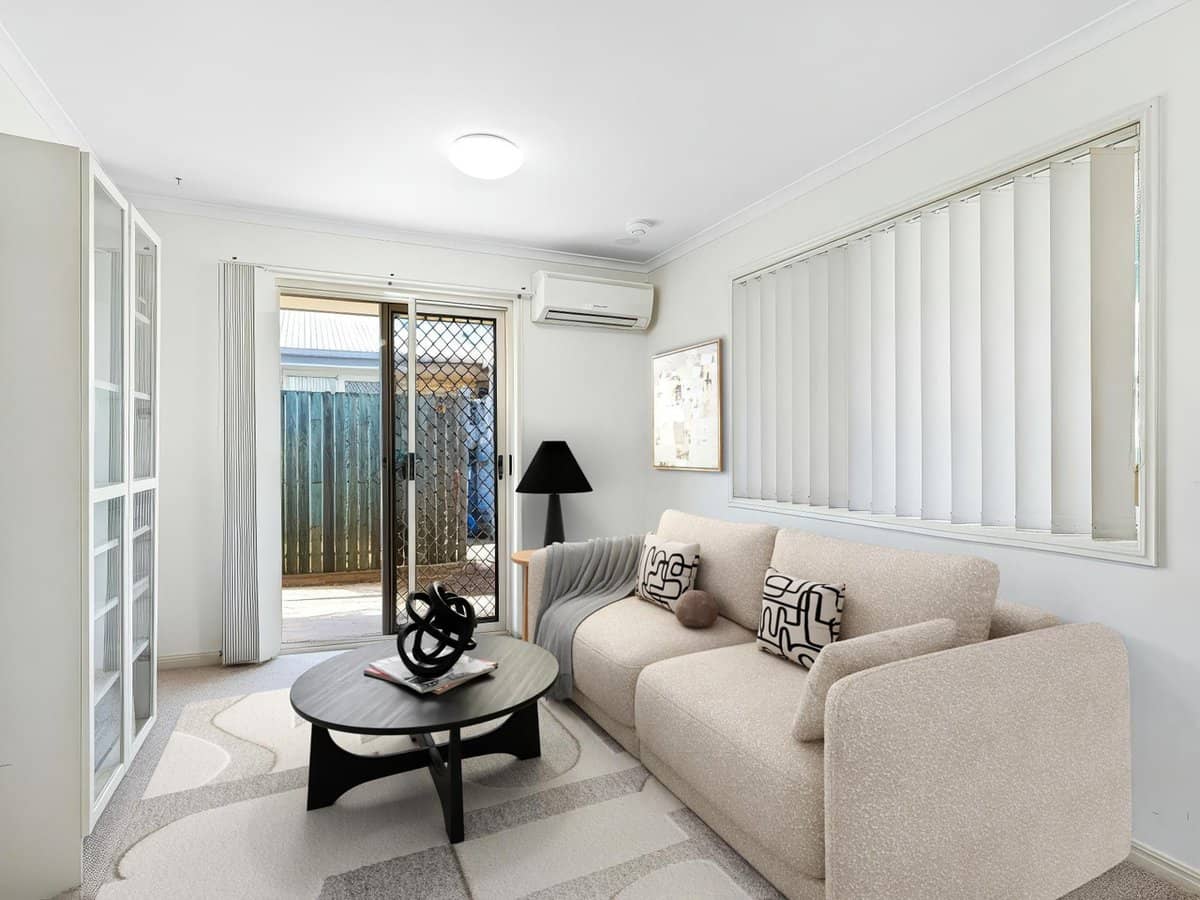 12-14 Yeates Crescent, MEADOWBROOK - Thumbnail 8