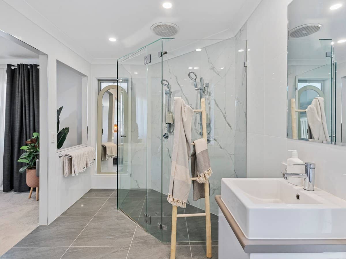 20 Rainlily Crescent, UPPER COOMERA - Thumbnail 12