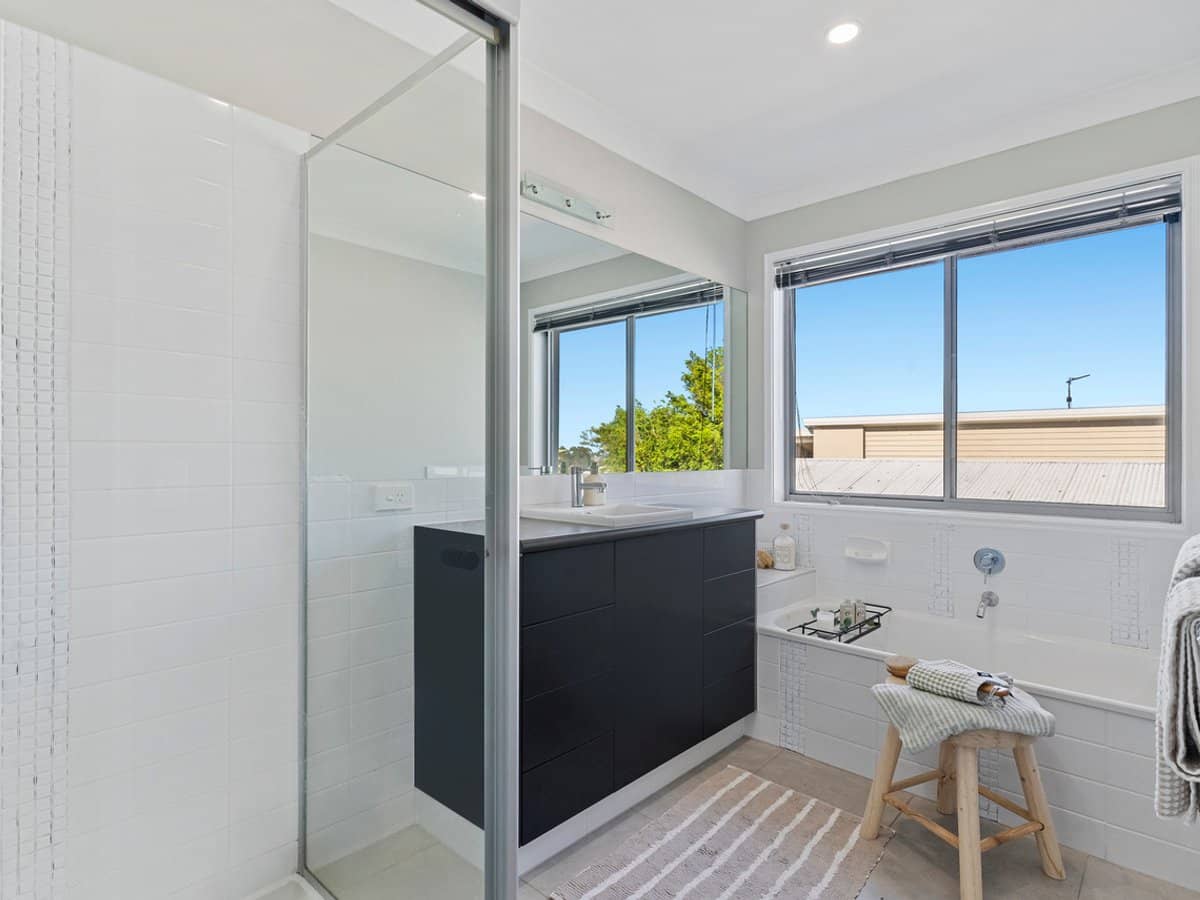 20 Rainlily Crescent, UPPER COOMERA - Thumbnail 14