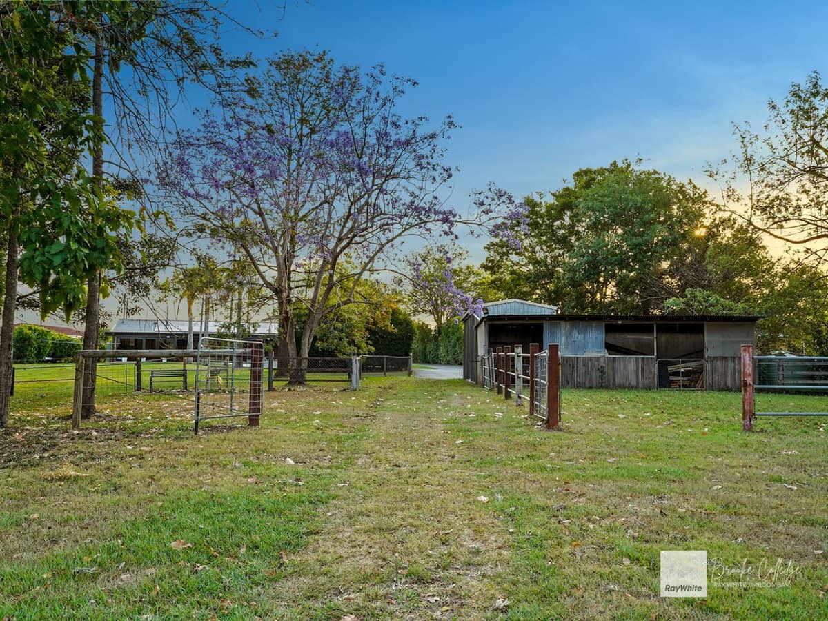 99 Couldery Court, Cedar Grove - Thumbnail 25