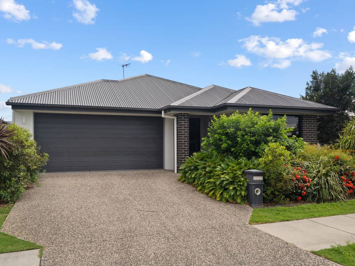 117 Riparian Circuit, LOGAN RESERVE - Thumbnail 2