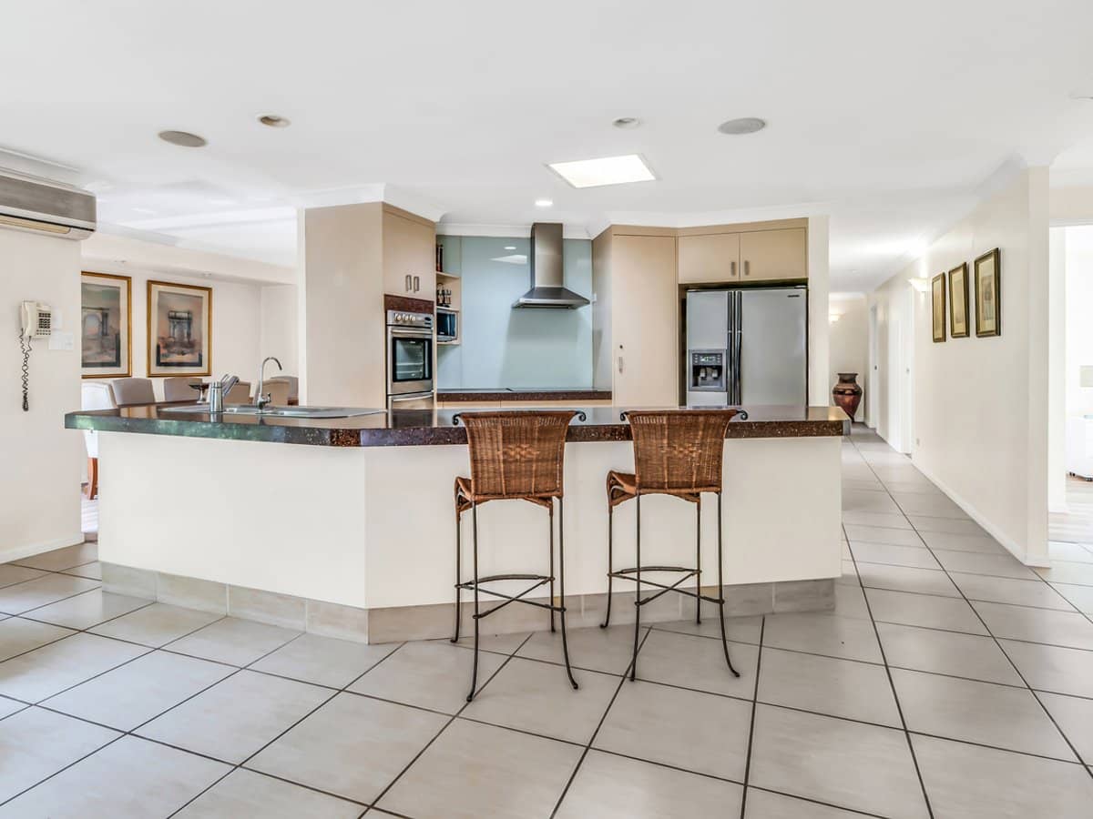 7 Sun Valley Drive, ASHMORE - Thumbnail 7