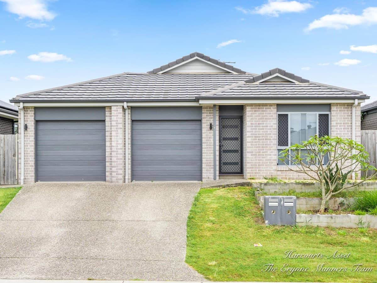 22 Golden Gate Avenue, PARK RIDGE - Thumbnail 1