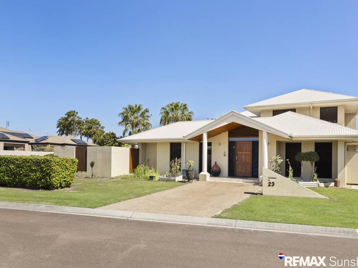 23 Sardinia Place, PARREARRA - Thumbnail 1