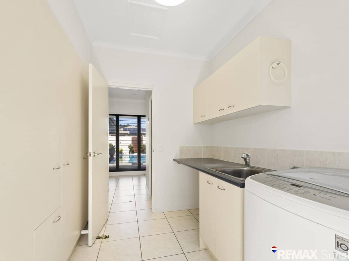 23 Sardinia Place, PARREARRA - Thumbnail 10