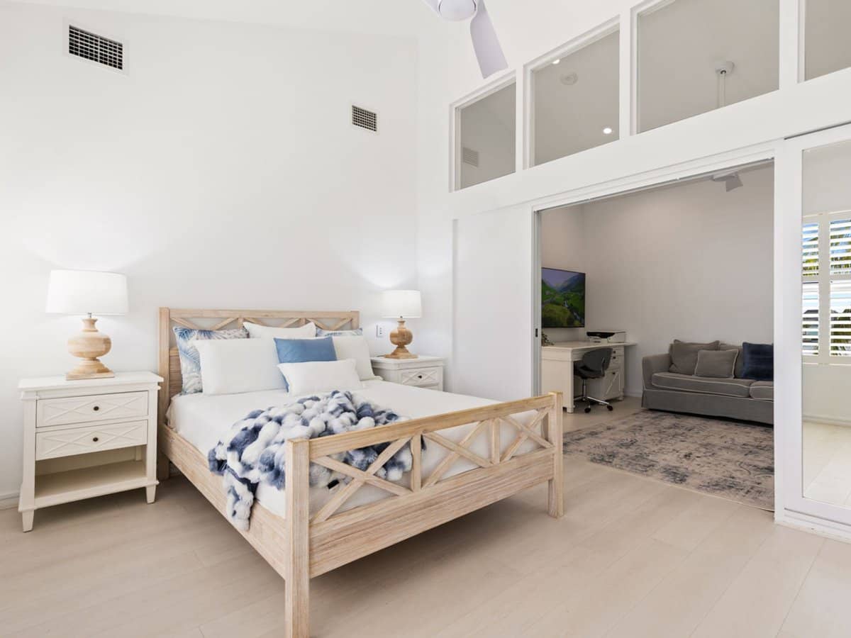 12 Commodore Drive, SURFERS PARADISE - Thumbnail 19