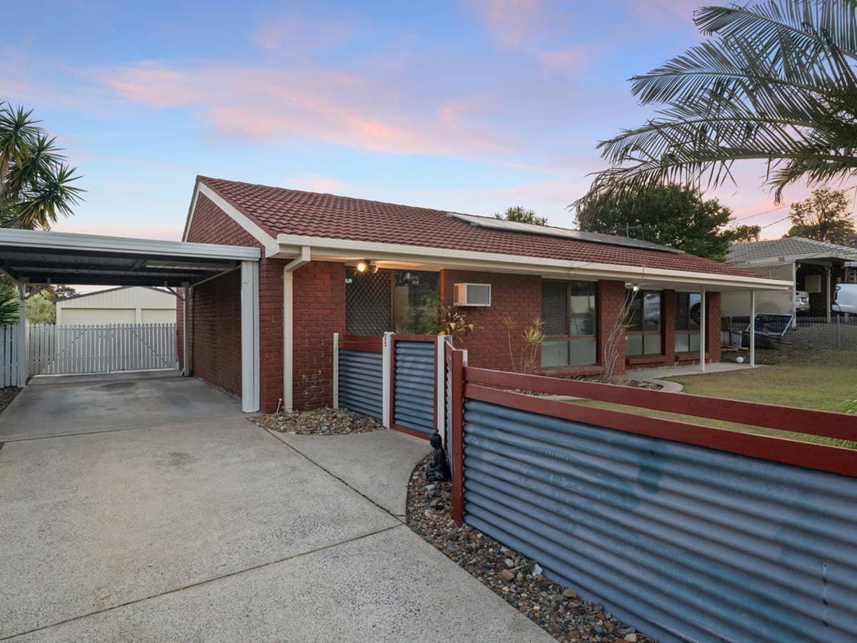 25 Dorachus Drive, Regents Park - Thumbnail 2