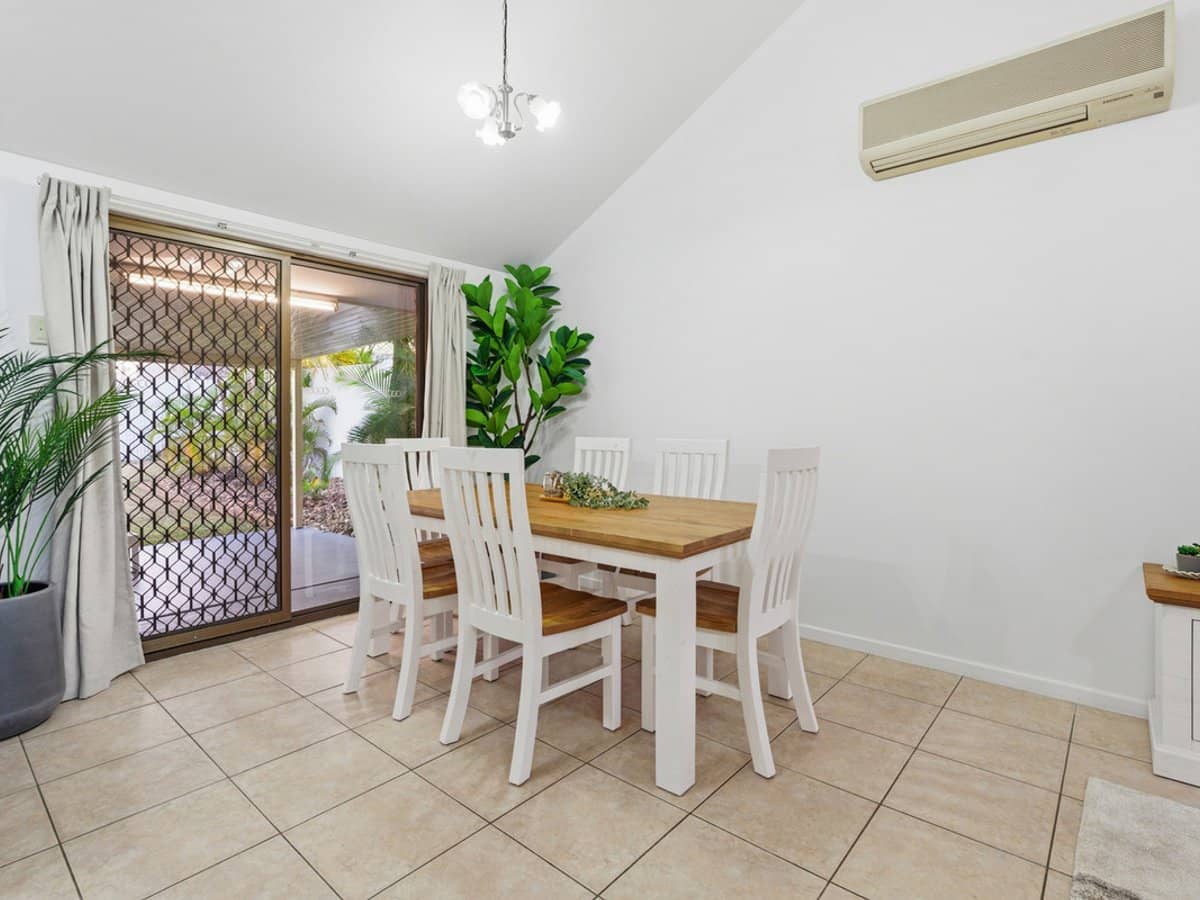 25 Dorachus Drive, Regents Park - Thumbnail 5