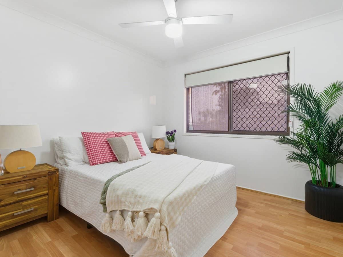 25 Dorachus Drive, Regents Park - Thumbnail 11